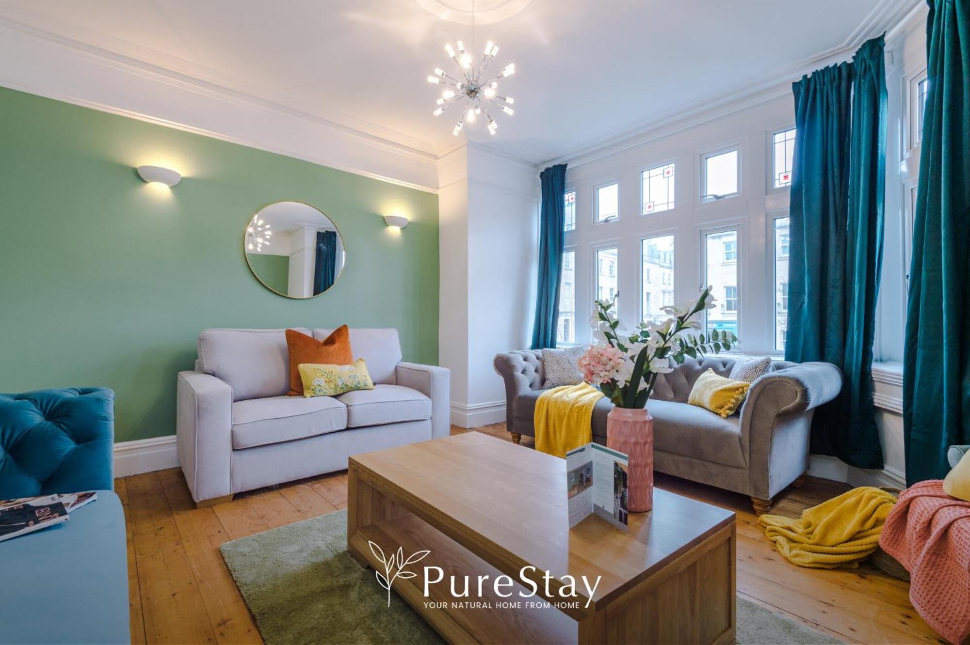 Incredible - Five Bedroom - 7 Actual Beds - 6 Bathroom House By Purestay - Central Bath With Parking Bagian luar foto